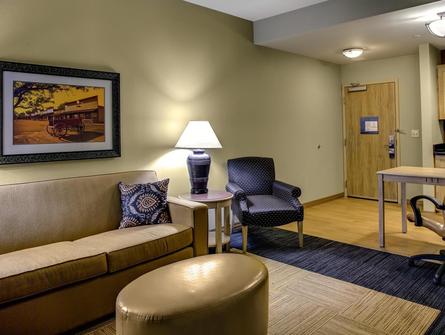 Hampton Inn & Suites Dodge City Boot Hill Casino Exterior foto