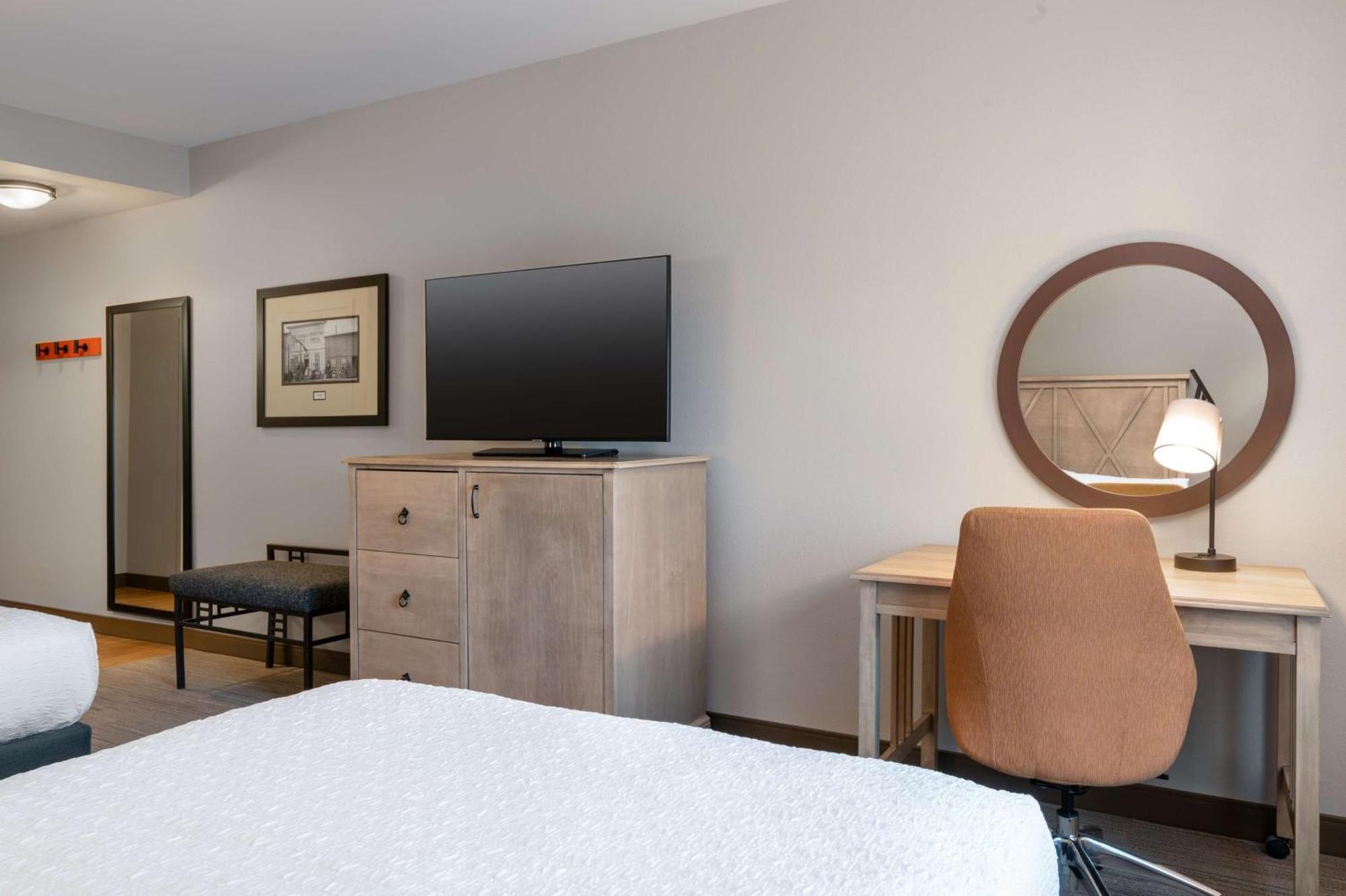 Hampton Inn & Suites Dodge City Boot Hill Casino Exterior foto