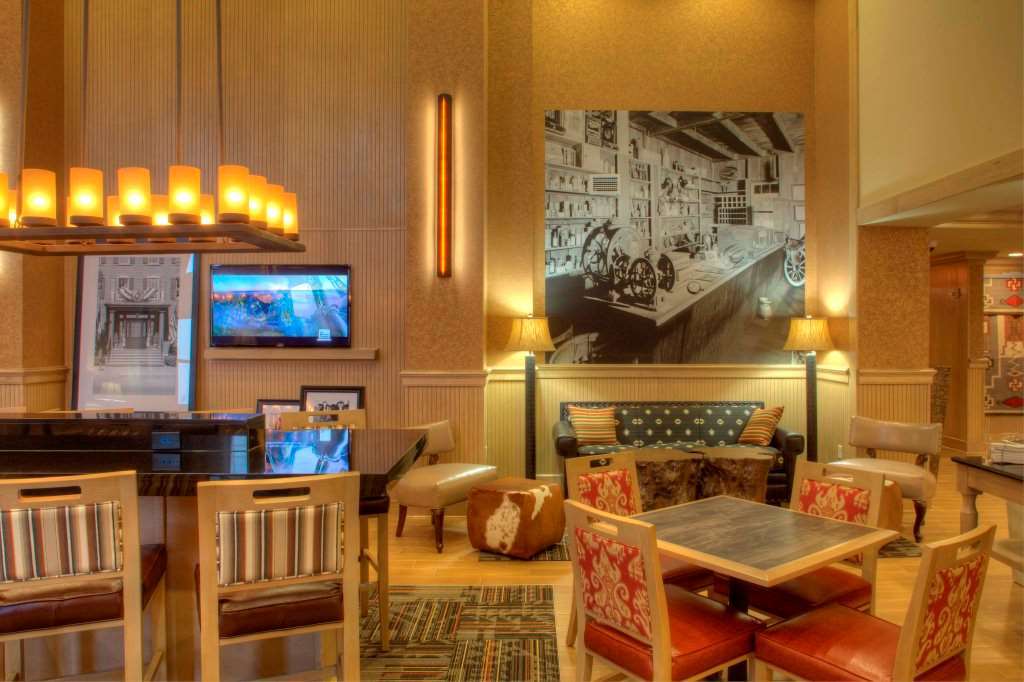 Hampton Inn & Suites Dodge City Boot Hill Casino Interior foto